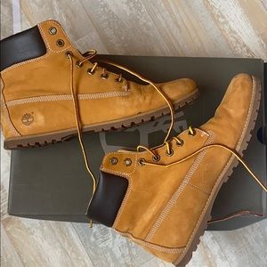 Ortholite timberlands.